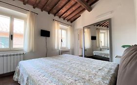 Da Bernardino-Cozy Apartment With Bike Box